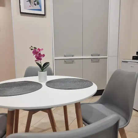 Loft Magna Grecia Centro Storico A 3 Minuti A Piedi Dal Mare Reggio Calabria