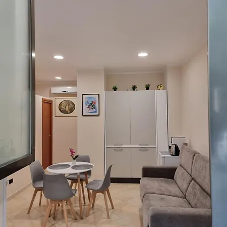 Apartamento Loft Magna Grecia Centro Storico A 3 Minuti A Piedi Dal Mare