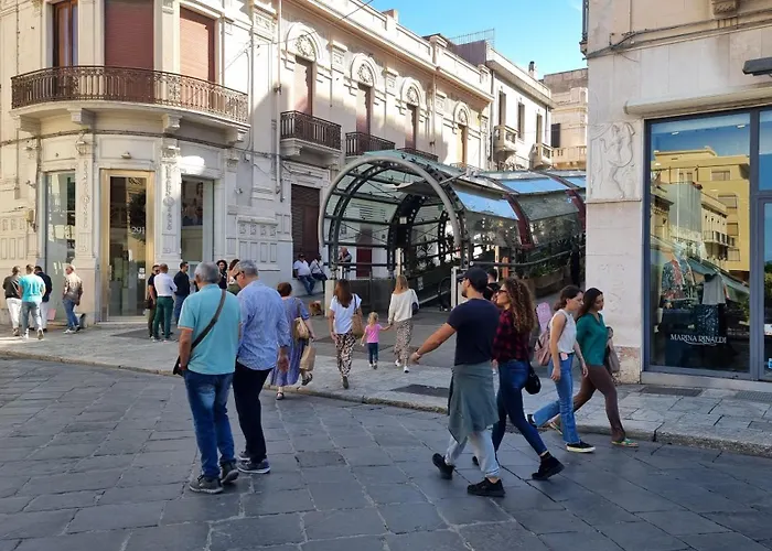 Loft Magna Grecia Centro Storico A 3 Minuti A Piedi Dal Mare 公寓 *